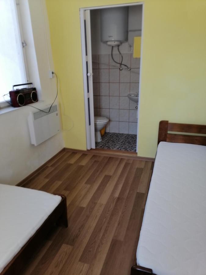 ÁGÓC Vendégház Alsoberecki Esterno foto